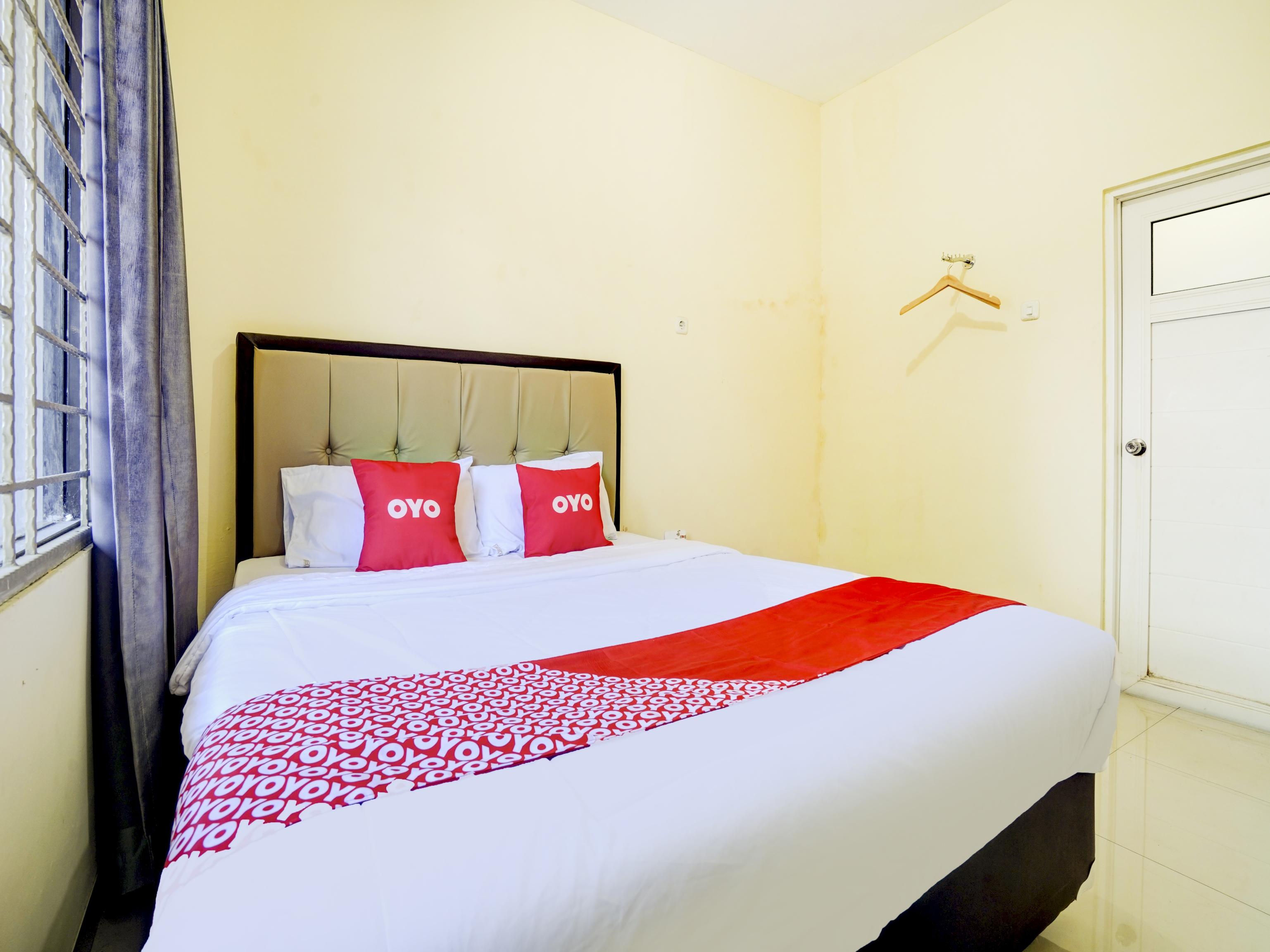 Hotel Oyo 90052 Star House Cirebon Exteriér fotografie