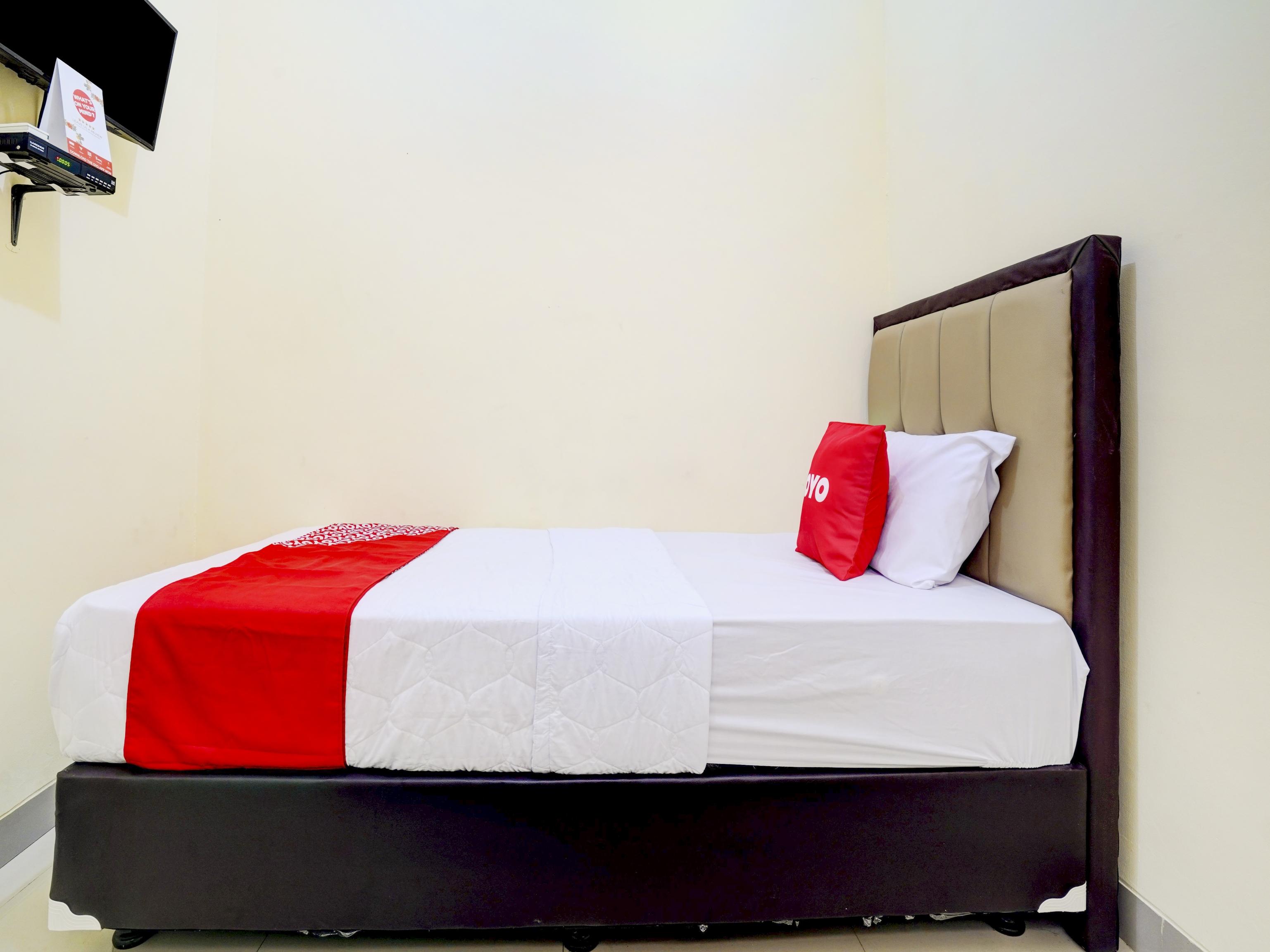 Hotel Oyo 90052 Star House Cirebon Exteriér fotografie